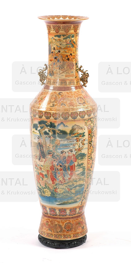 Grand vase asiatique, porcelaine